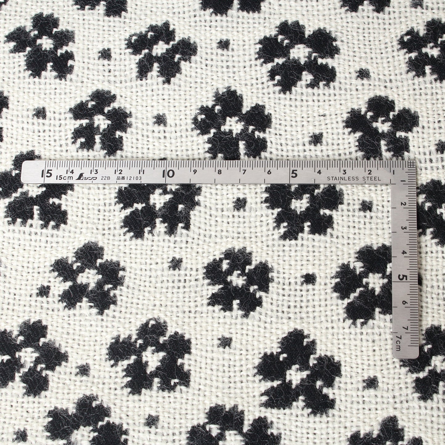 生地 布 花柄ジャガード