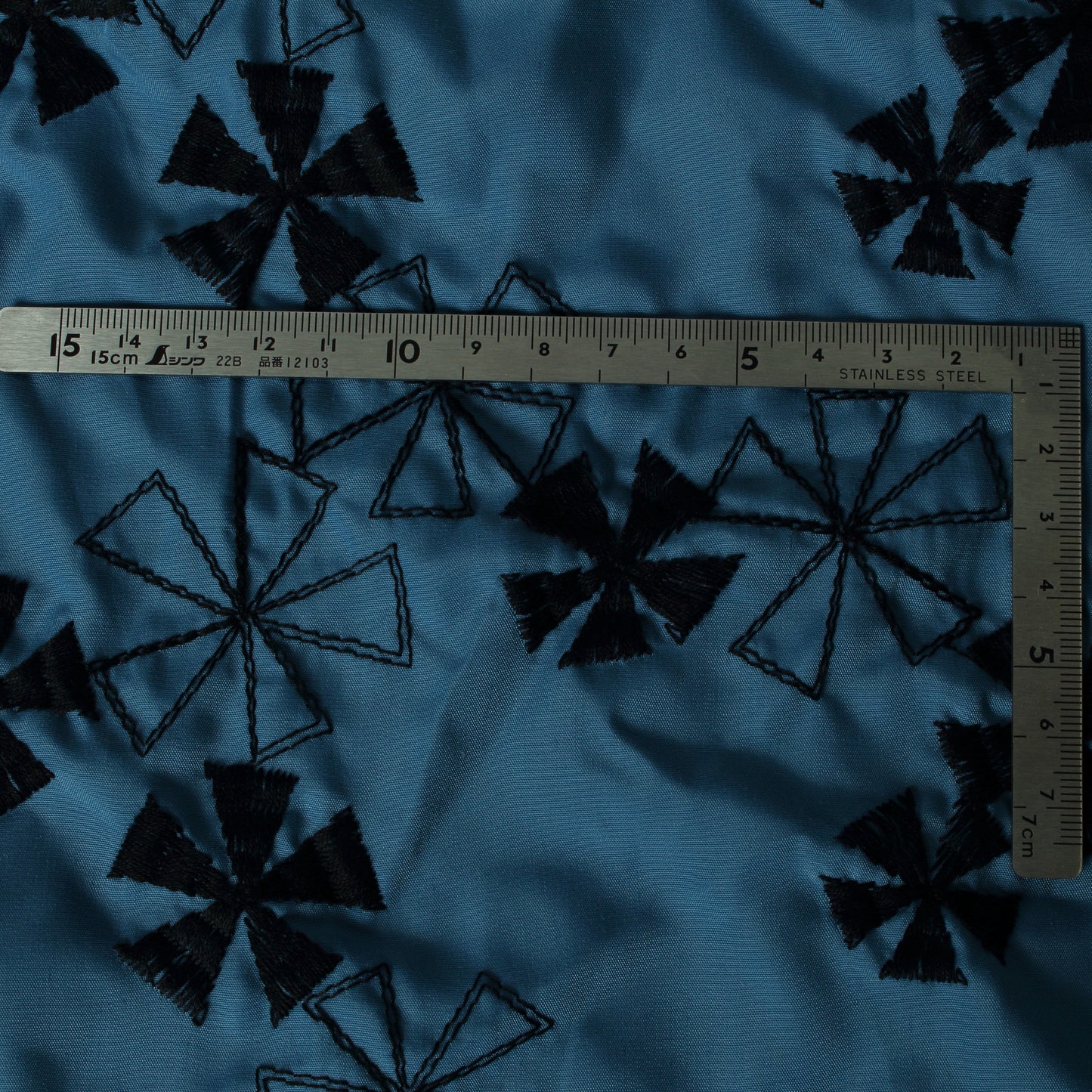 FS-10007 / コスモス刺繡