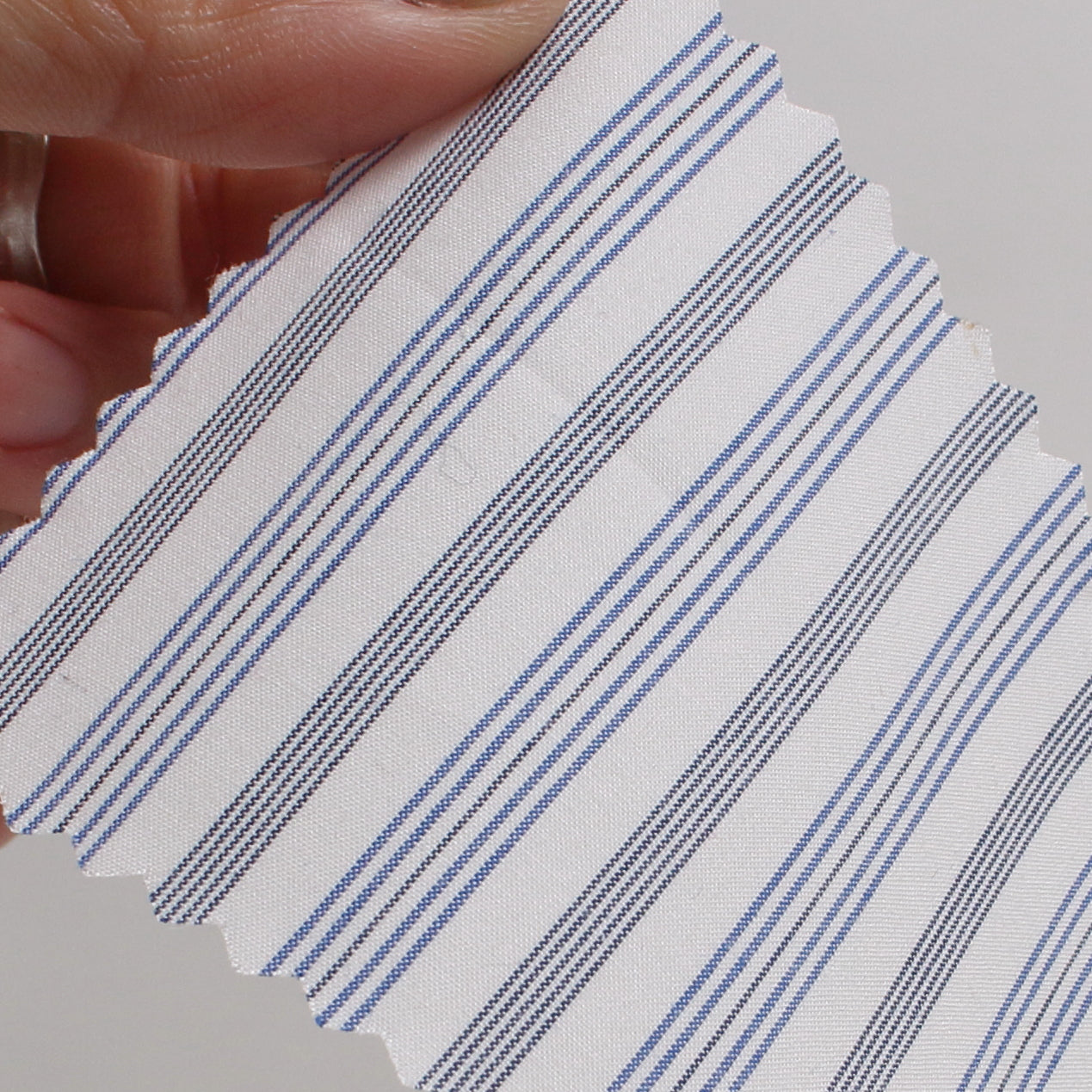 【お問い合わせ商品】ST-9198 / 60/1タイプライターストライプ【ベイビーリップ加工】