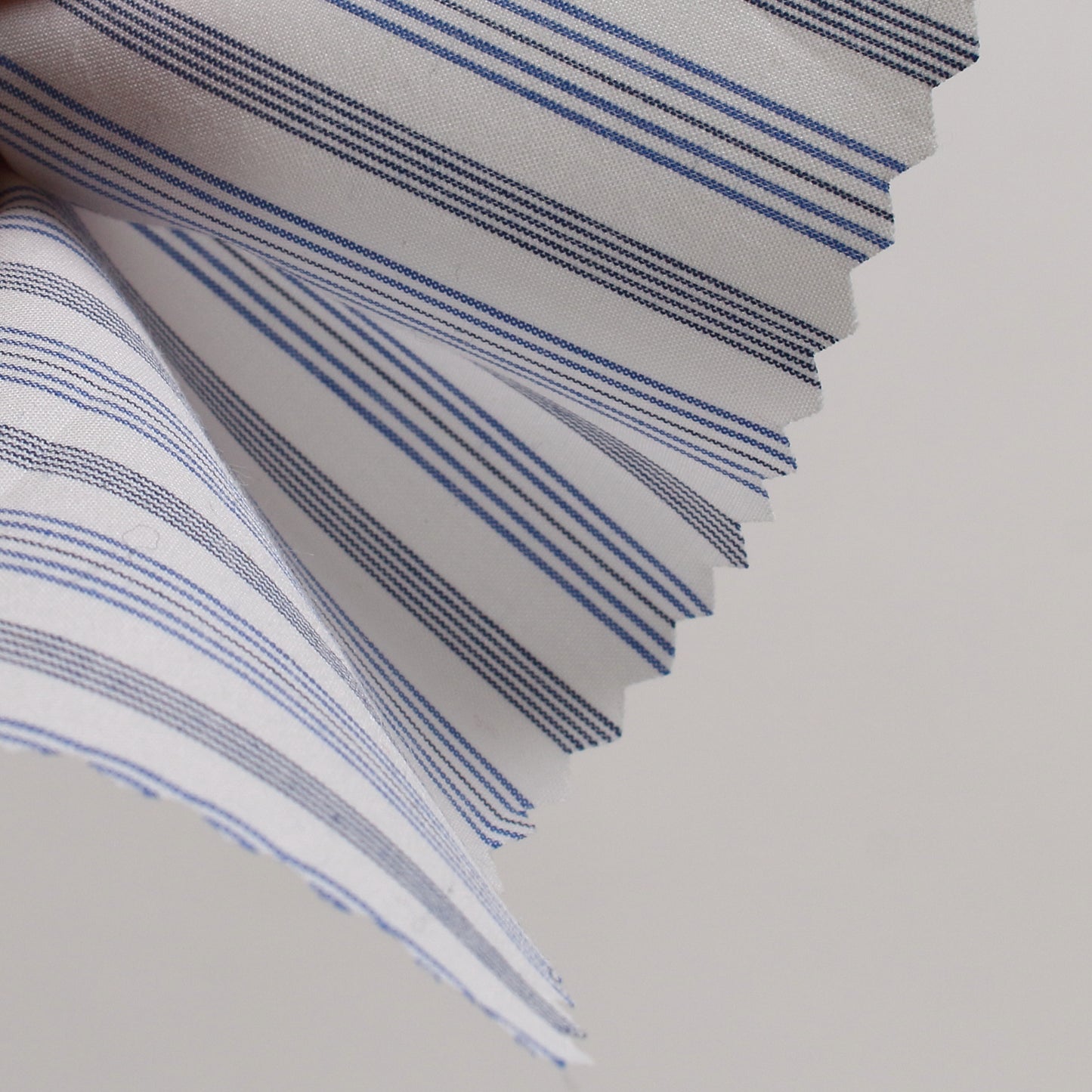 【お問い合わせ商品】ST-9198 / 60/1タイプライターストライプ【ベイビーリップ加工】